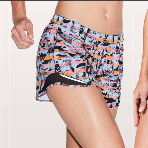 🛍 Lululemon Hotty Hot Shorts - Picture 4 of 12